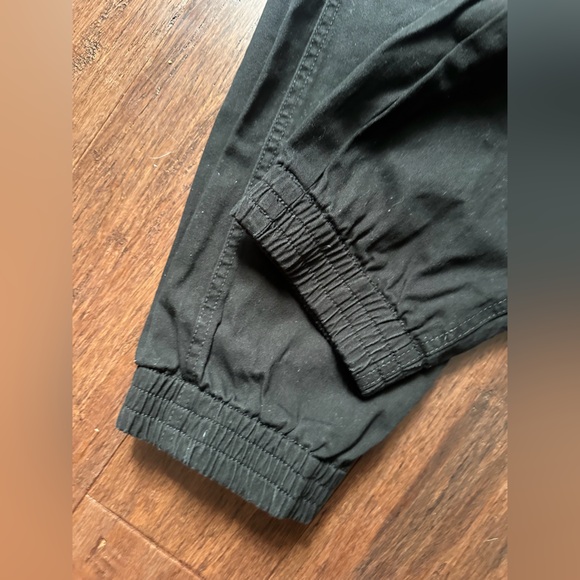 Dickies women’s  Black Elastic Waist  cargo jogger  Pants - Picture 4 of 5